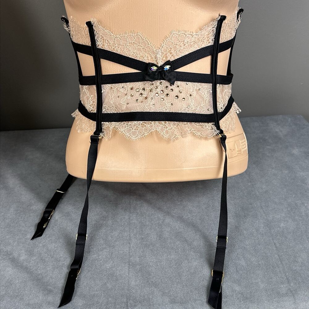 Victoria's Secret Garter Belt XS/S 2014 Fashion Show Lace Crystal Strappy NWT